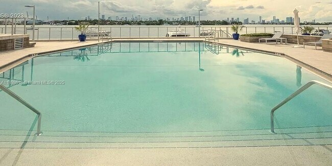 Photo - 800 West Ave Unidad 506