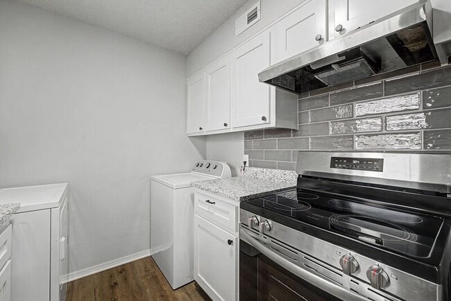 Photo - 205A Jefferson St