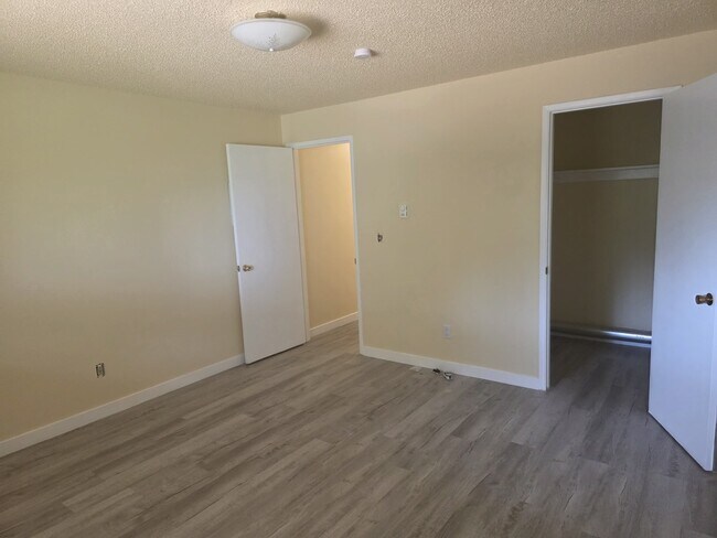 Photo - 24022 25th Ave S