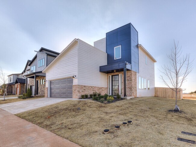 Photo - Beautiful New Construction Home in Edmond/...