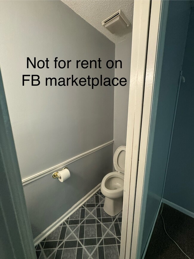 Photo - 160 Willow Creek Blvd