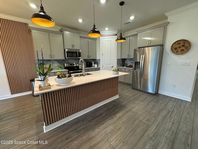 Photo - 724 Veridian Cir NW