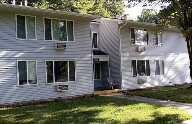 Photo - 130 W North St