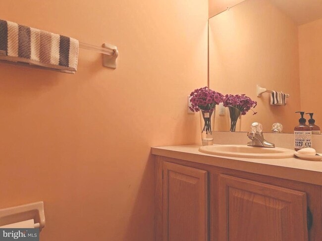 Photo - 38 Elkington Dr