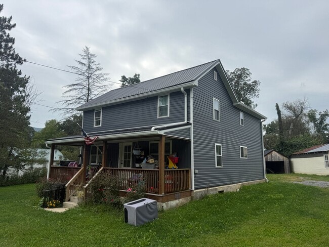 Building Photo - 2616 PA-235