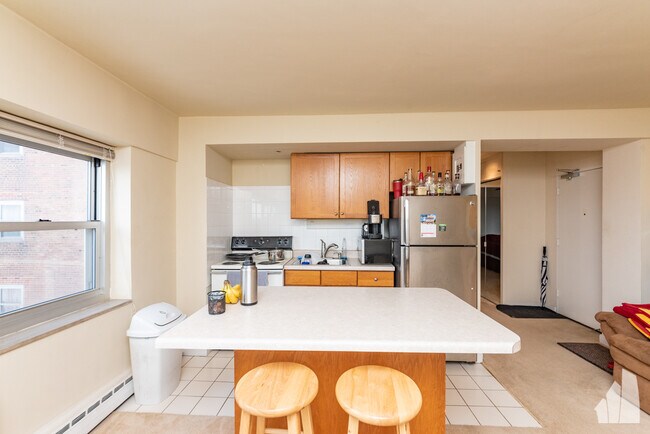 Photo - 4960 N Marine Dr Unit 918