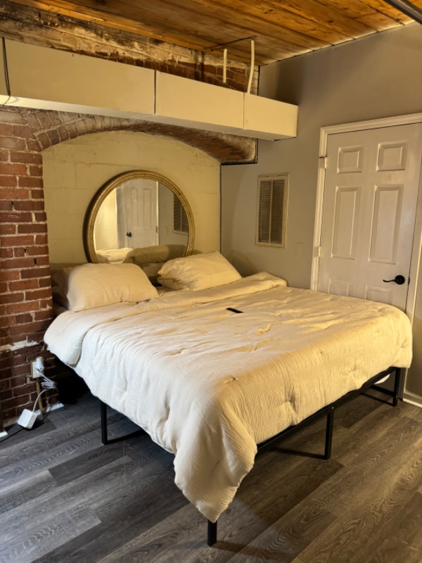 Photo - 201 S Hoskins Rd Unit APT 107