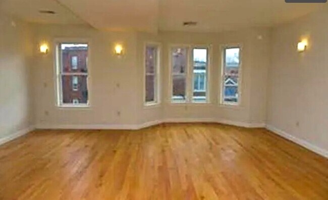 Photo - 48 Dudley St Unit 3