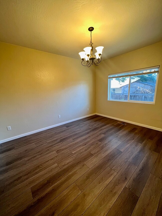 Photo - 2635 Parkwood Village Ln