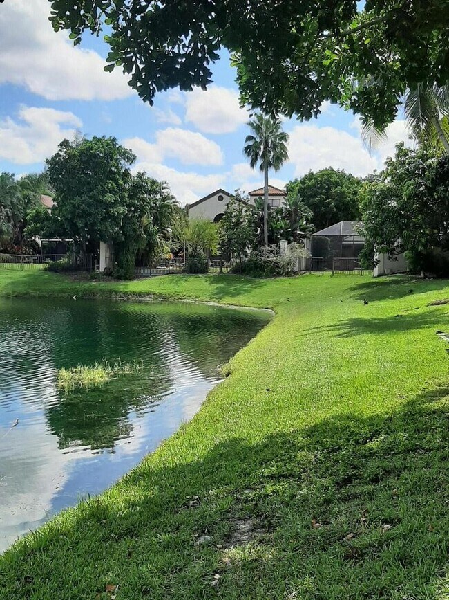 Photo - 7599 Mirabella Dr