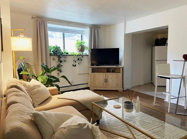 Photo - 34 Kinross Rd Unit 2