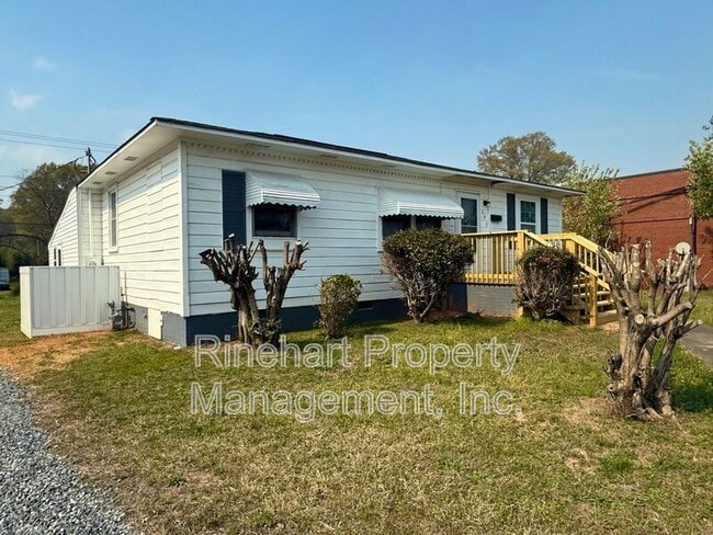242 S Cherry Rd