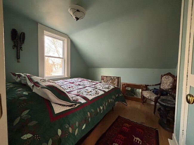 Photo - 3 Bedroom 2 Bath House Unit 1