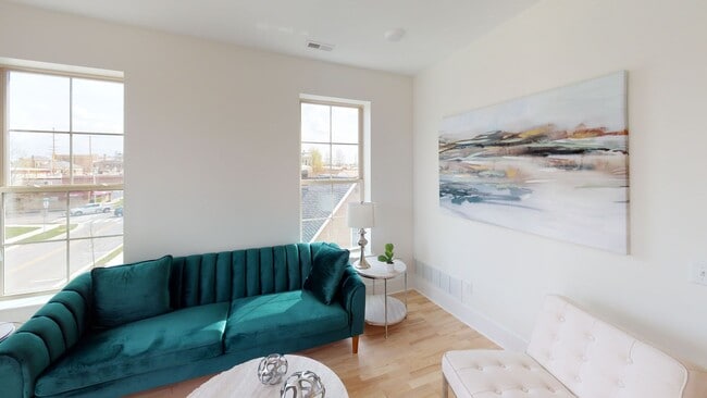 Photo - Warsaw (WAR) Unit 313 N Buffalo St