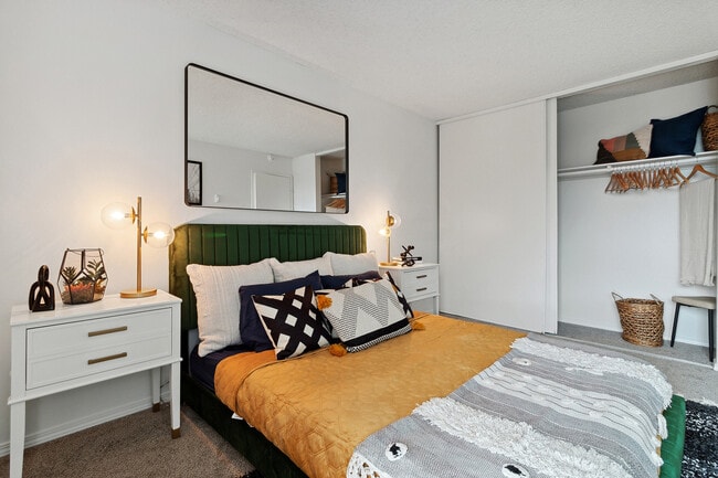 Photo - ReNew Serra Mesa