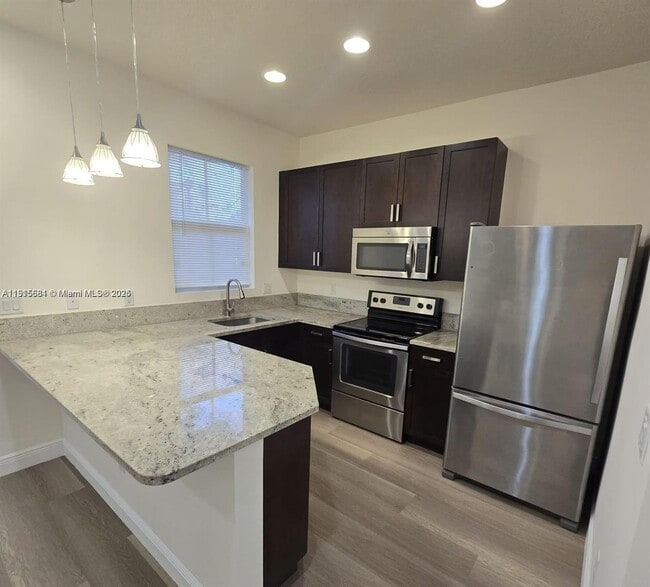 Photo - 6959 Long Pine Cir