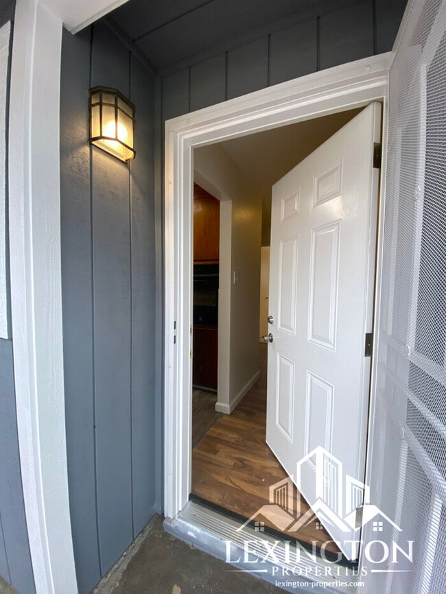 Beautifully Remodeled, Single-story, 3BD/2BA Home in Rio Linda near Babe Best Park!