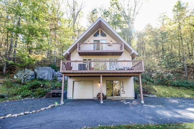 Photo - 115 Green Pond Rd