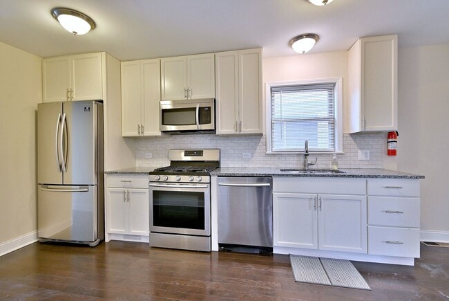 Photo - 7103 W Devon Ave