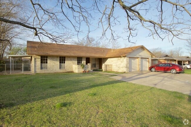 Building Photo - 2203 Lanier Dr Rental