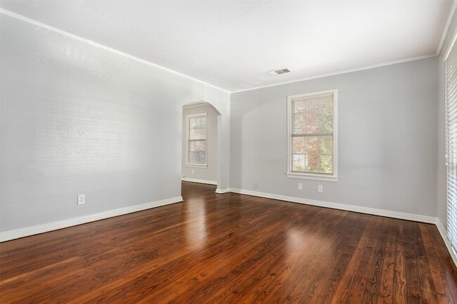 Photo - 7326 Casa Loma Ave