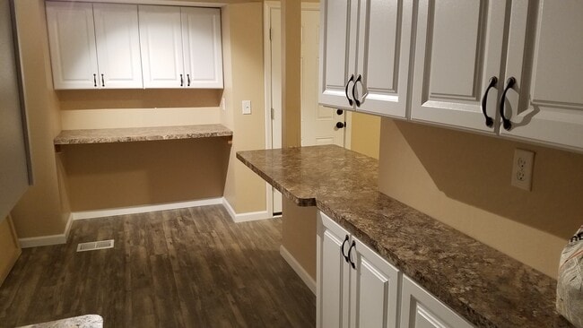 Photo - 1891 Huntington Cir