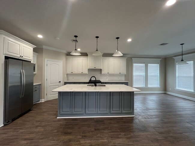 Photo - Waterfront Property! 3 Bed / 2 Bath Moss Bluff Home