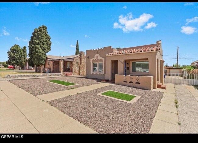 Photo - 4116 Chester Ave