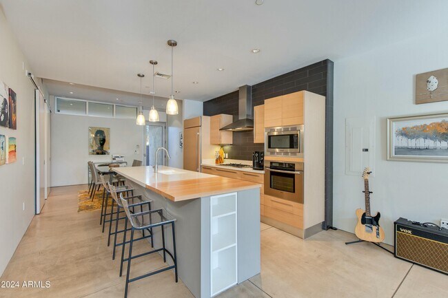 Photo - 4737 N Scottsdale Rd Unit 1007