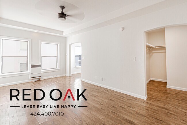 Building Photo - 901 S Ardmore Ave Unit 408