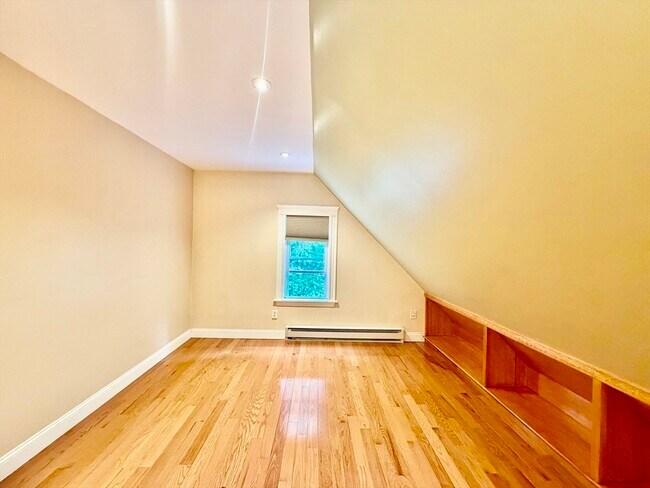 Photo - 12 Duncan Rd Unit 2