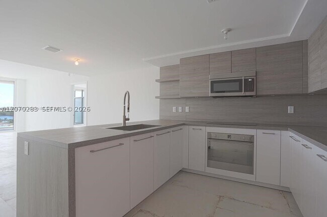 Photo - 400 Sunny Isles Blvd Unit 806