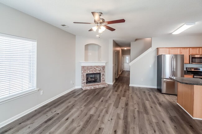 Photo - 10182 Sorrento Pl