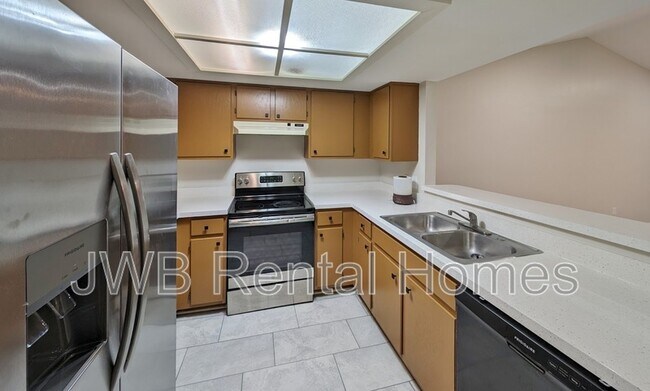 Photo - 5521 Greatpine Ln N