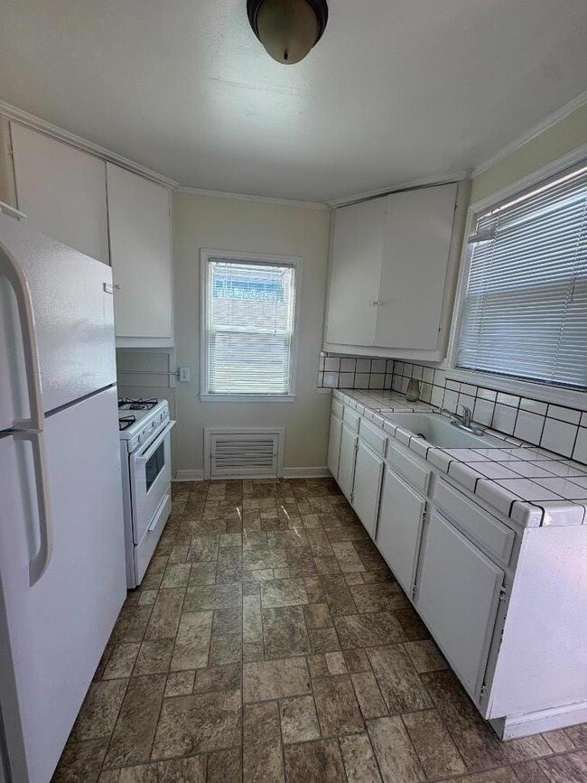 Photo - 268 Lorton Ave