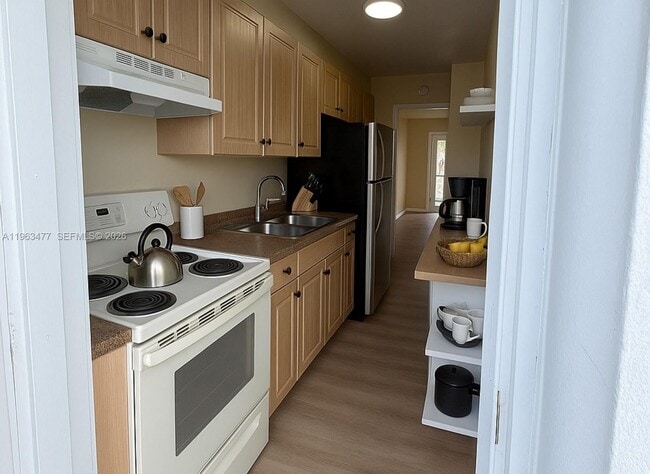 Photo - 1451 NE 170th St Unit 211A