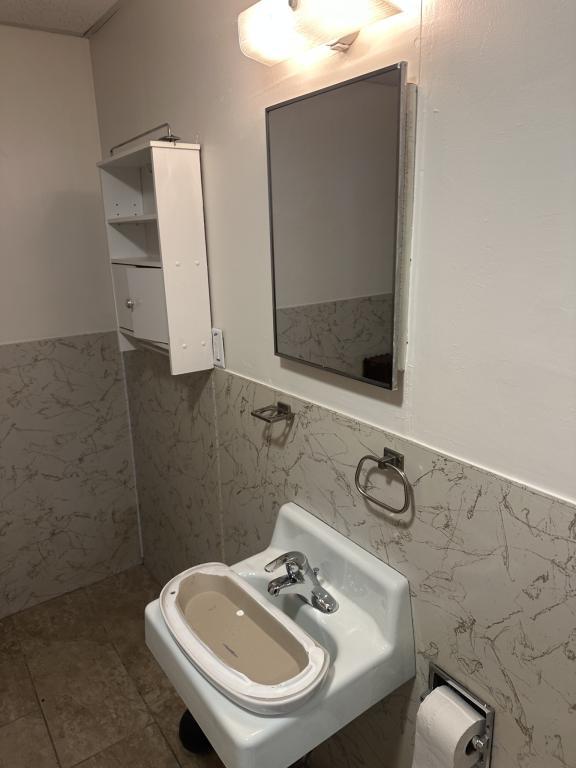 Photo - 110 S Main St