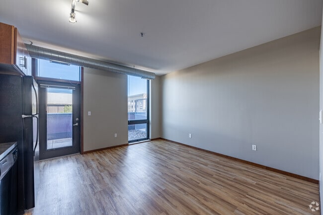 1A - 1BR, 1BA - 523SF - Living Room