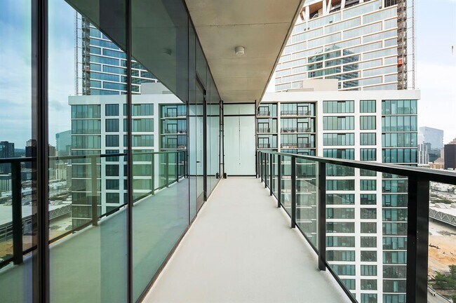 Photo - 610 Davis St Unidad 2812