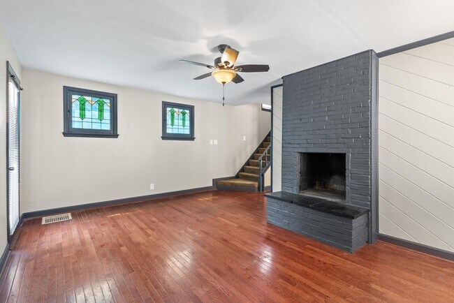 Photo - 3627 Cambridge Ave