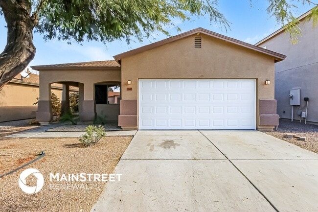 Building Photo - 30465 N Bareback Trail Rental