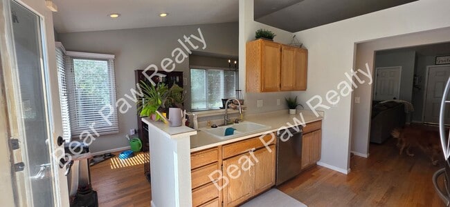 Photo - 5605 Bluff Pl