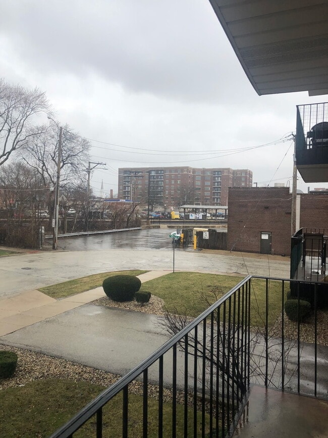 Photo - 205 W Miner St Unit 106