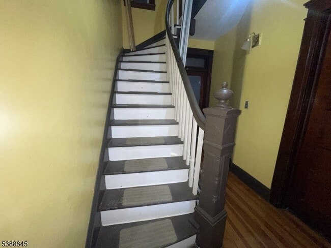 Photo - 237 Park Ave