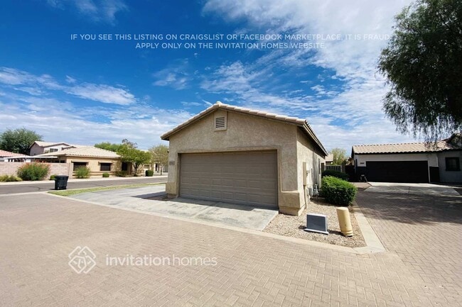 Photo - 2593 E Riviera Dr