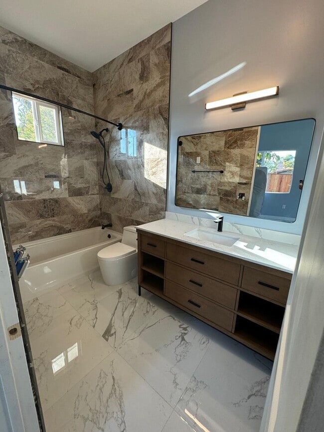 Photo - Private modern detached 3 Bedroom Home with solar and battery