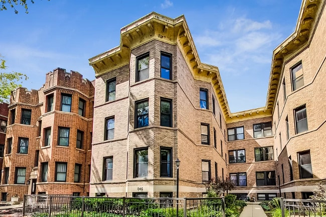 Photo - 846 W Newport Ave Condo Unit 1S