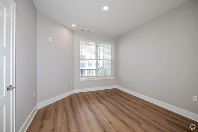 1BR, 1BA - Bedroom