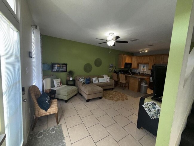 Photo - 1131 Century Oaks Dr