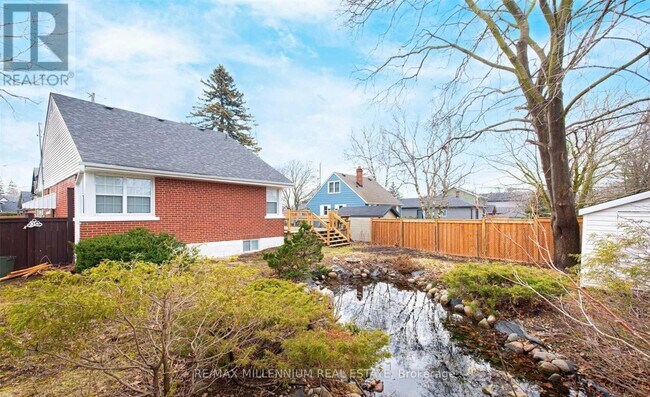 Photo - 147 Burkholder St